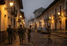 Toque de queda mayo 2026 Quito Guayaquil Ecuador