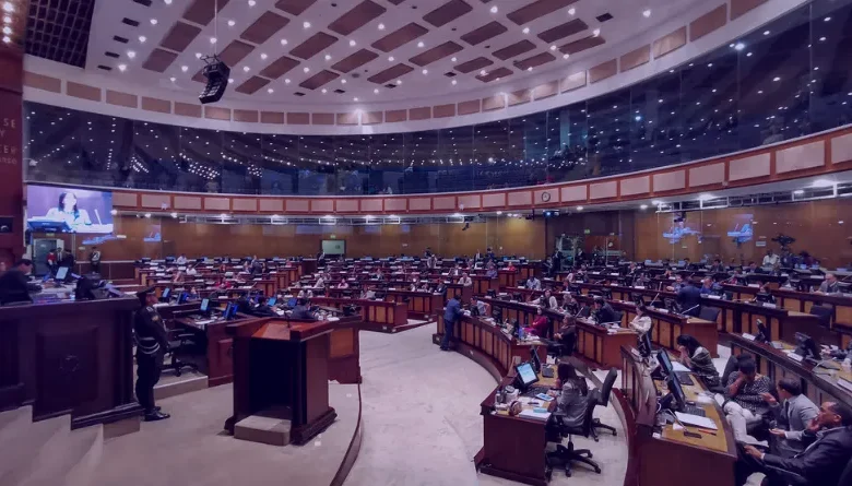 Asamblea aprueba reformas al código tributario